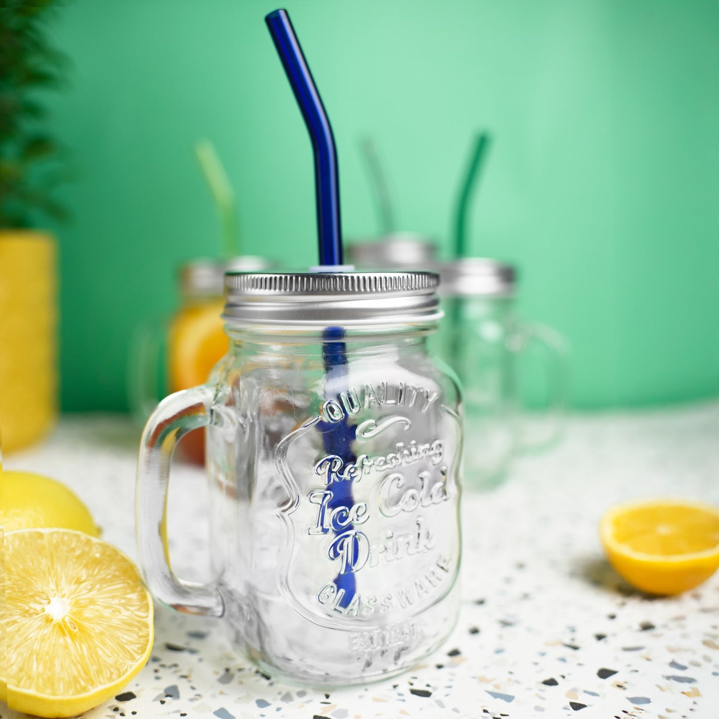 4 Trinkgläser mit Deckel und Glasstrohhalme Kaffeegläser Cocktailgläser