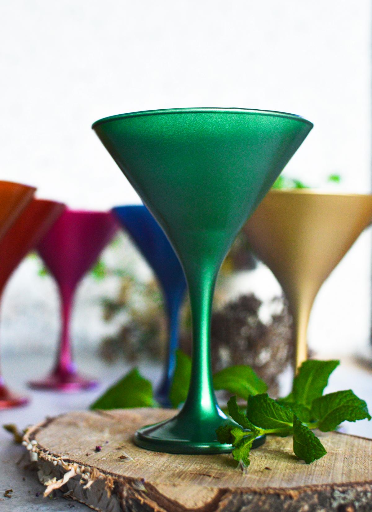 6 colorful martini glasses, martini bowls, cocktail bowl, cocktail glasses, drinking glasses
