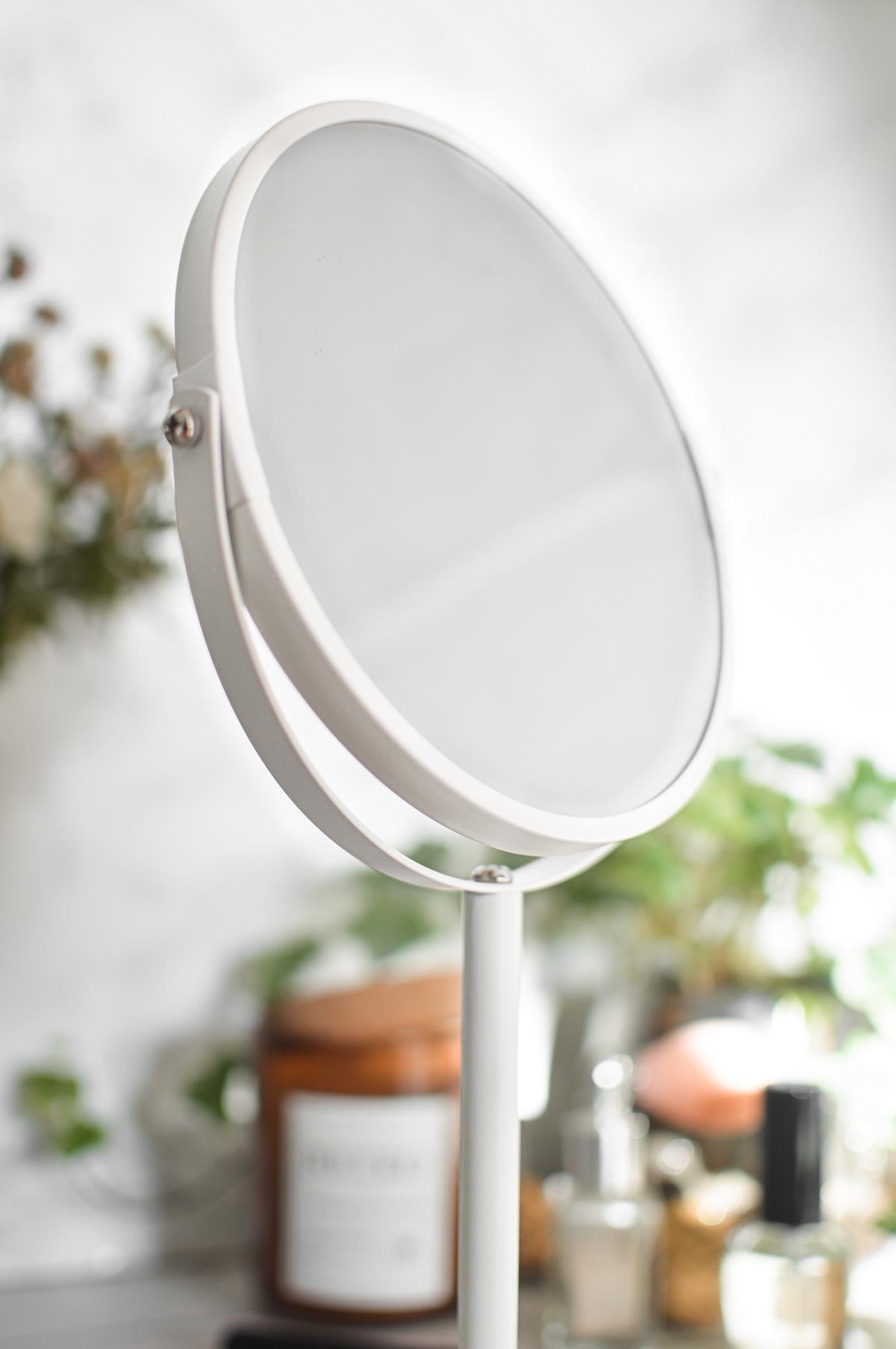 Make-up mirror, cosmetic mirror, shaving mirror, standing mirror, magnification white