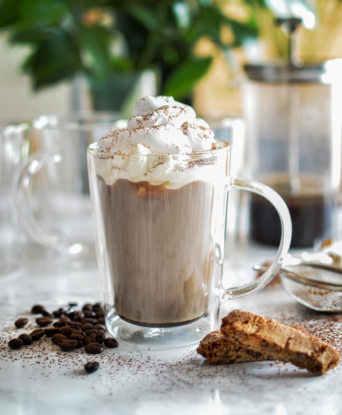 4 Doppelwandige Gläser mit Henkel 360ml Latte Macchiato Trinkglas Kaff