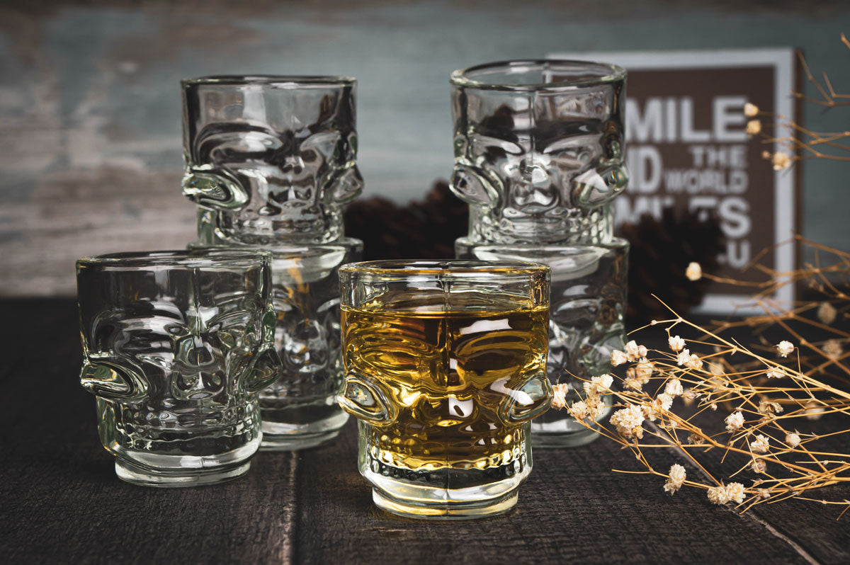 Schnapsgläser in Totenkopf Shotgläser Schädel Schnaps Shots Stamper Vodkagläser